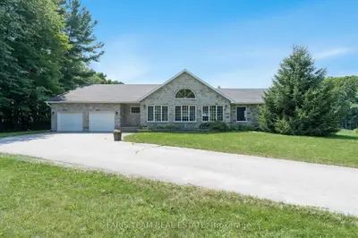 Detached in Springwater