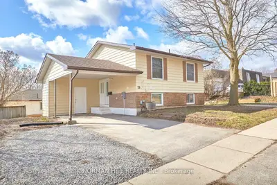 Detached in Barrie
