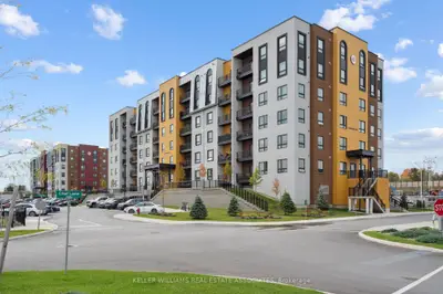 Condo Apartment in Barrie