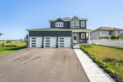 Detached in Springwater