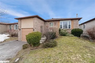 Detached in Barrie