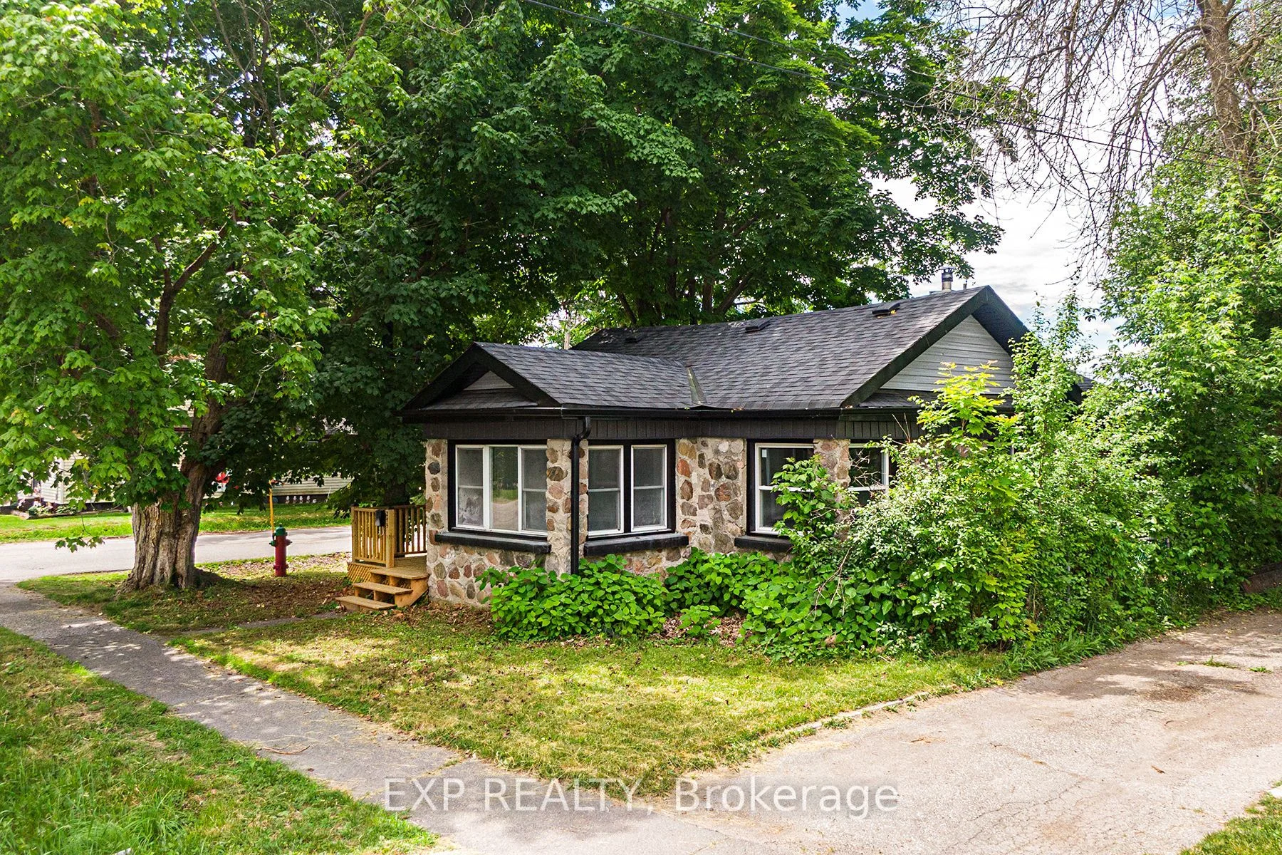 245 Front Street S, Orillia, On L3v 4t1