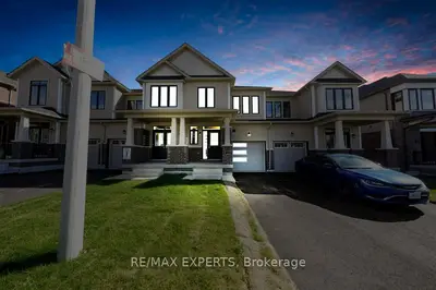 Att/Row/Townhouse in Barrie