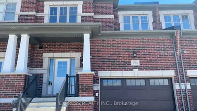 Att/Row/Townhouse in Wasaga Beach