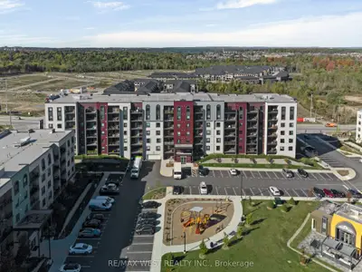 Condo Apartment in Barrie