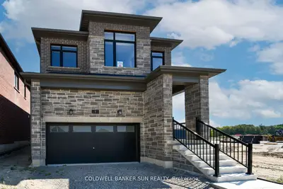 Detached in Barrie