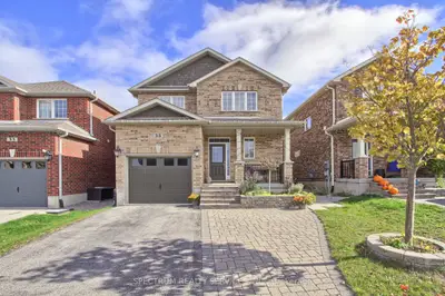 Detached in Barrie