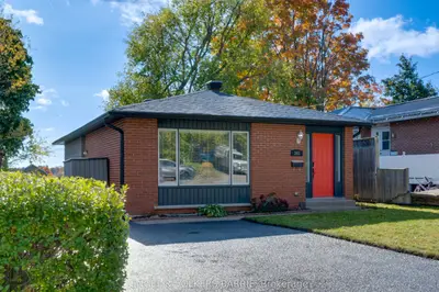 Detached in Orillia