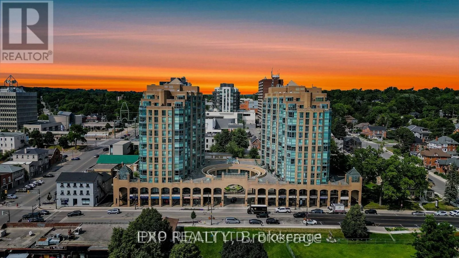 Condo Apartment in Barrie
