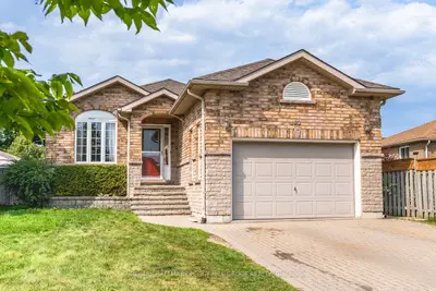 Detached in Barrie