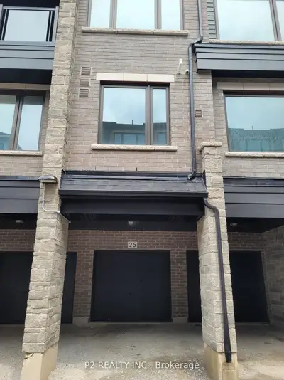 Condo Townhouse in Barrie