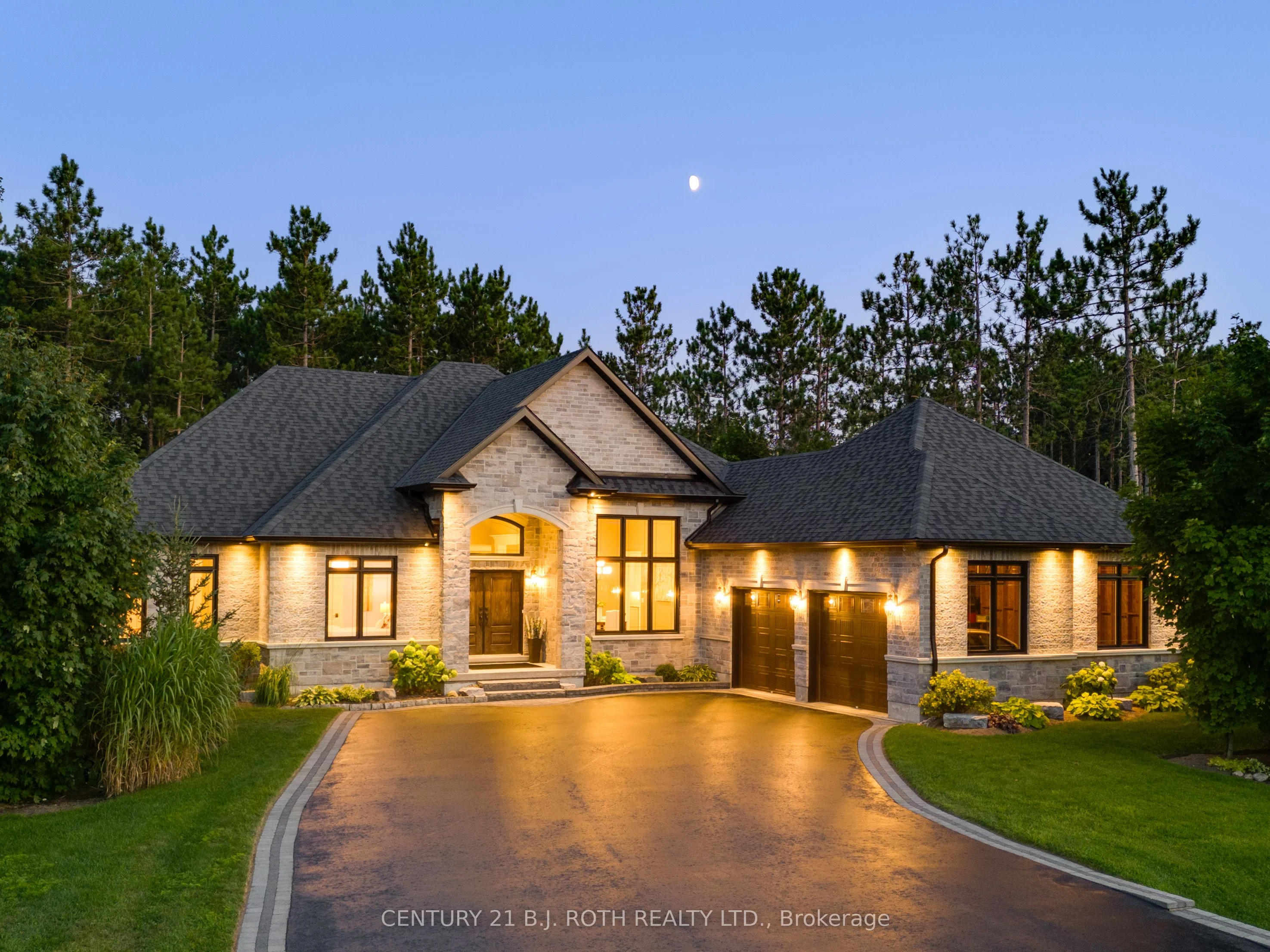 Detached in Springwater
