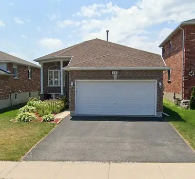 Detached in Barrie