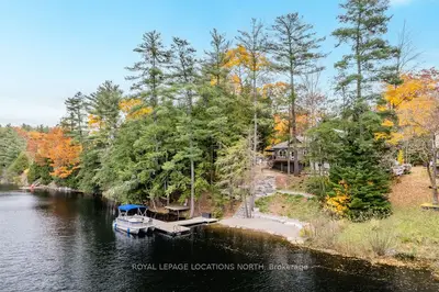 Detached in Gravenhurst