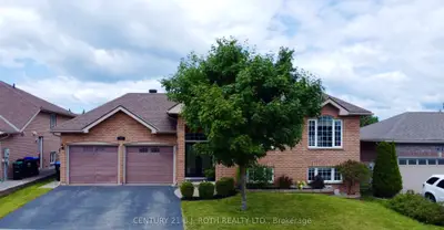 Detached in Penetanguishene