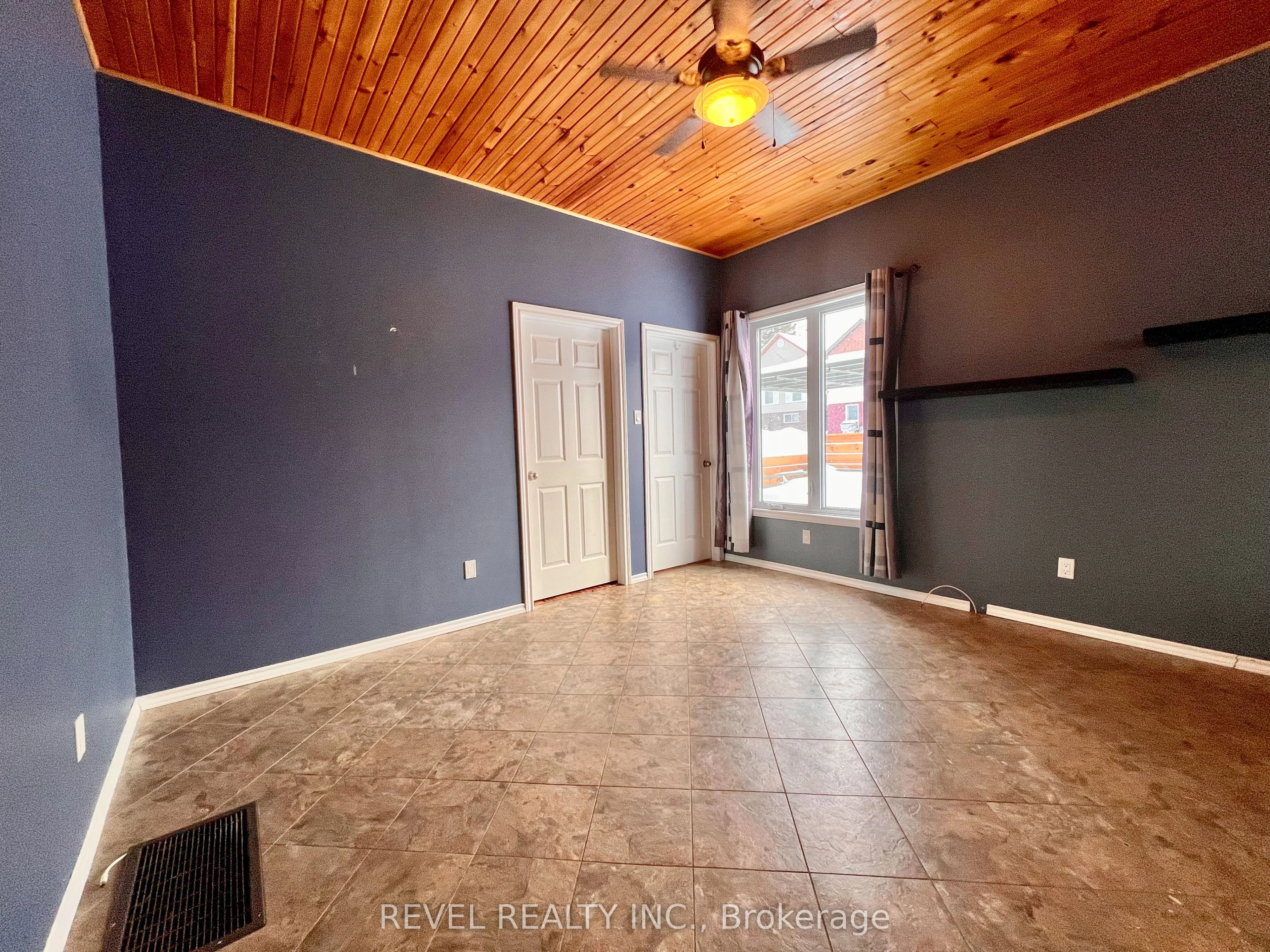 213 Laidlaw Street, Timmins, On P4n 2p9