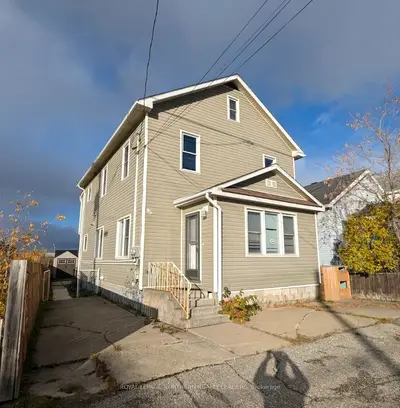 Duplex in Timmins