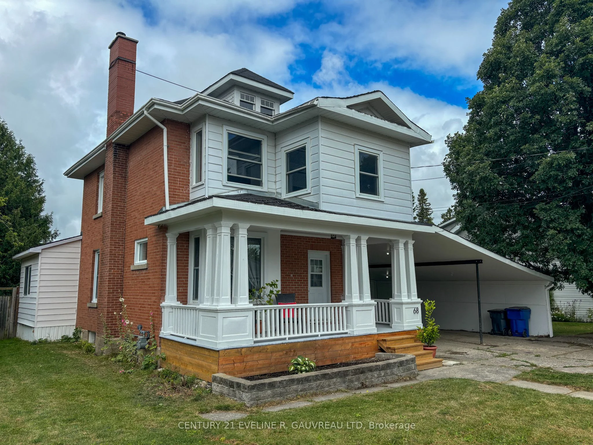 68 John Street, Temiskaming Shores, On P0j 1p0