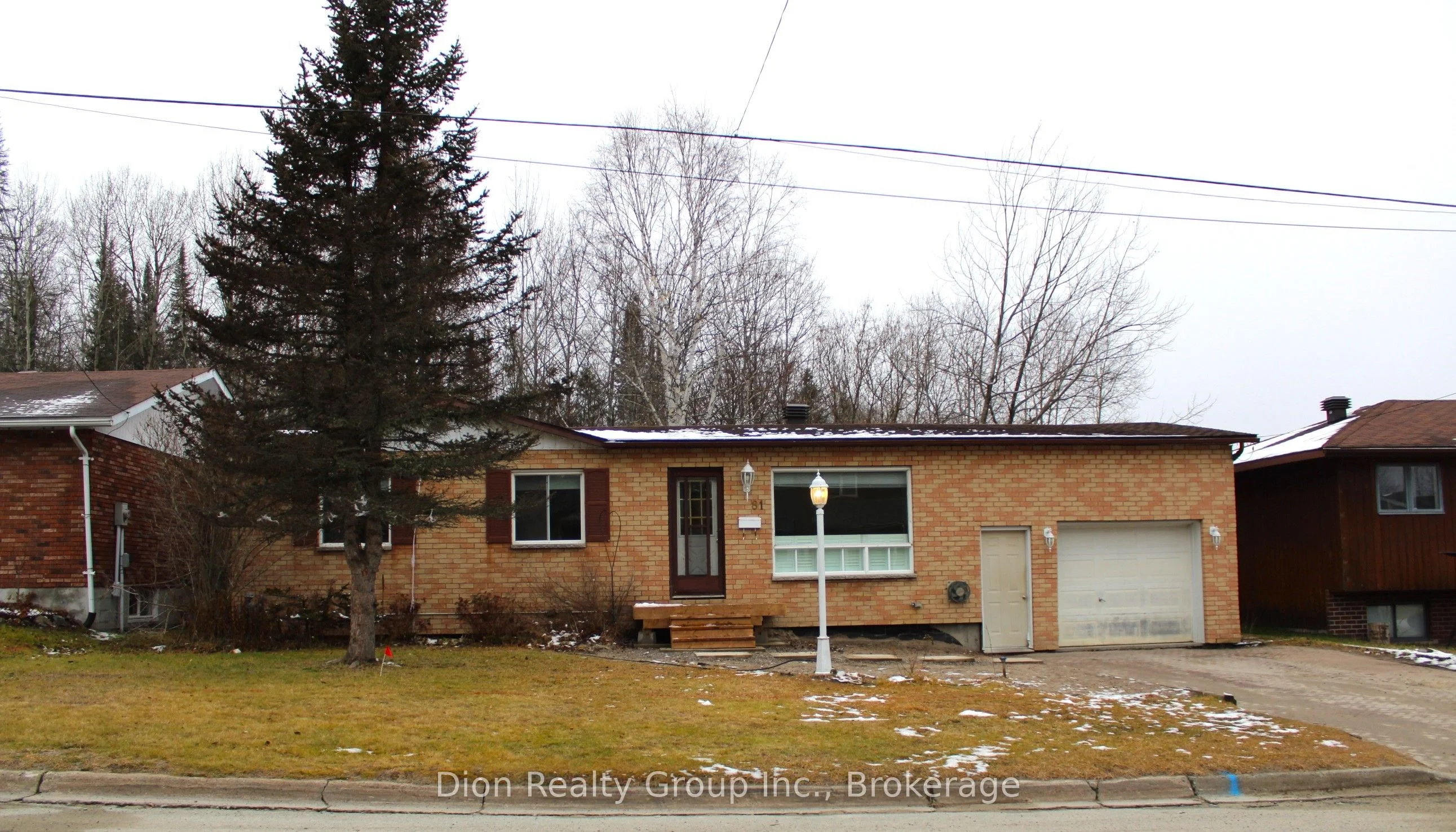Detached in Kirkland Lake