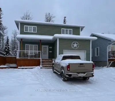 Detached in Timmins