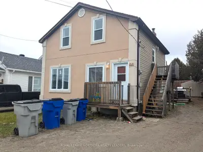 Duplex in Timmins