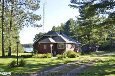200 Horseshoe Lake, Seguin, On, P2a 2w8
