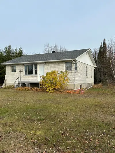 Detached in Kapuskasing