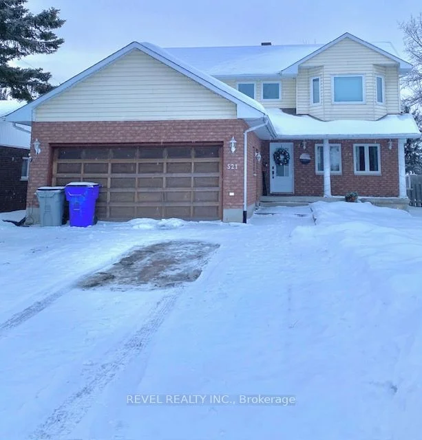 Detached in Timmins