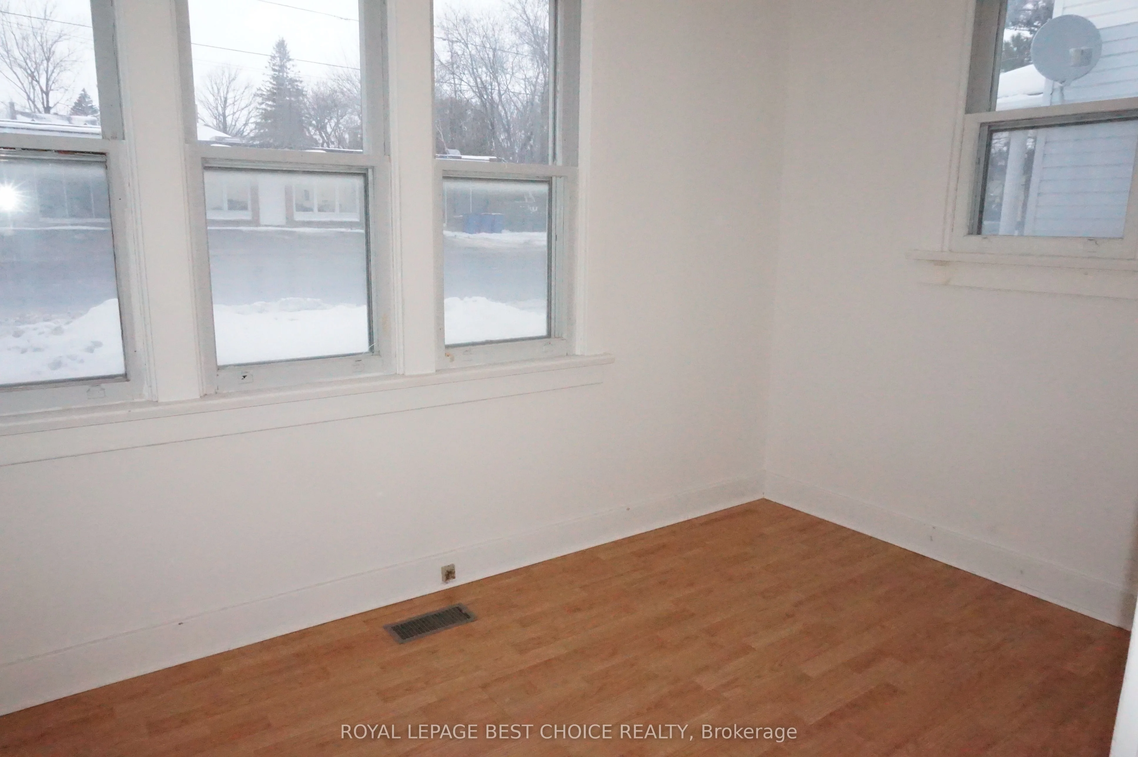 69 Lakeshore Road, Temiskaming Shores, On P0j 1p0