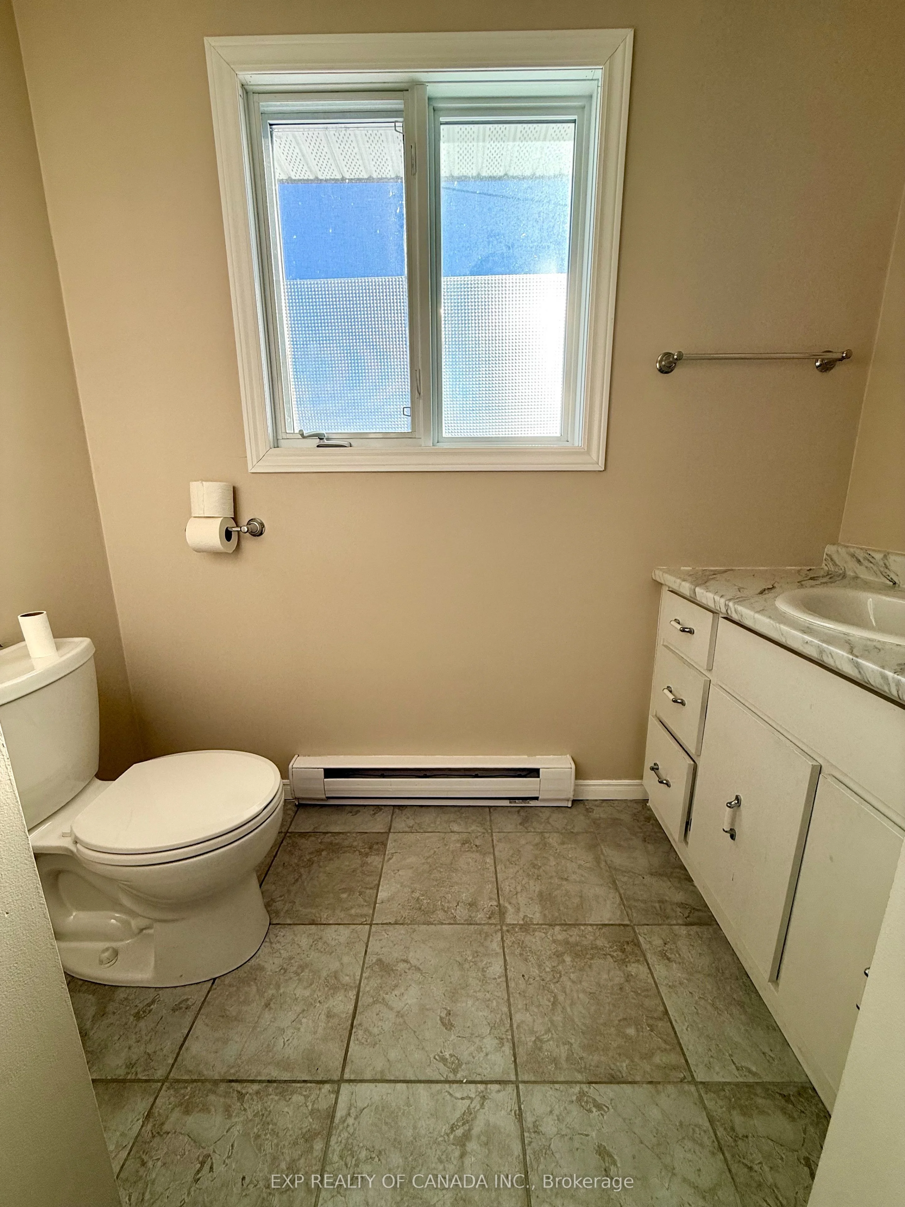 432 Ann Avenue, Timmins, On P4n 4v4
