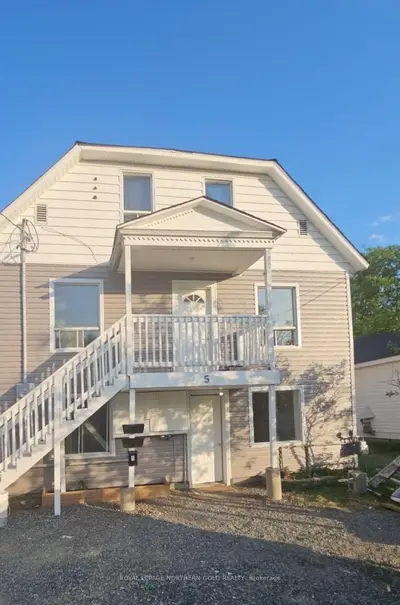 5 Balsam Avenue, Kirkland Lake, On P2n 1w7