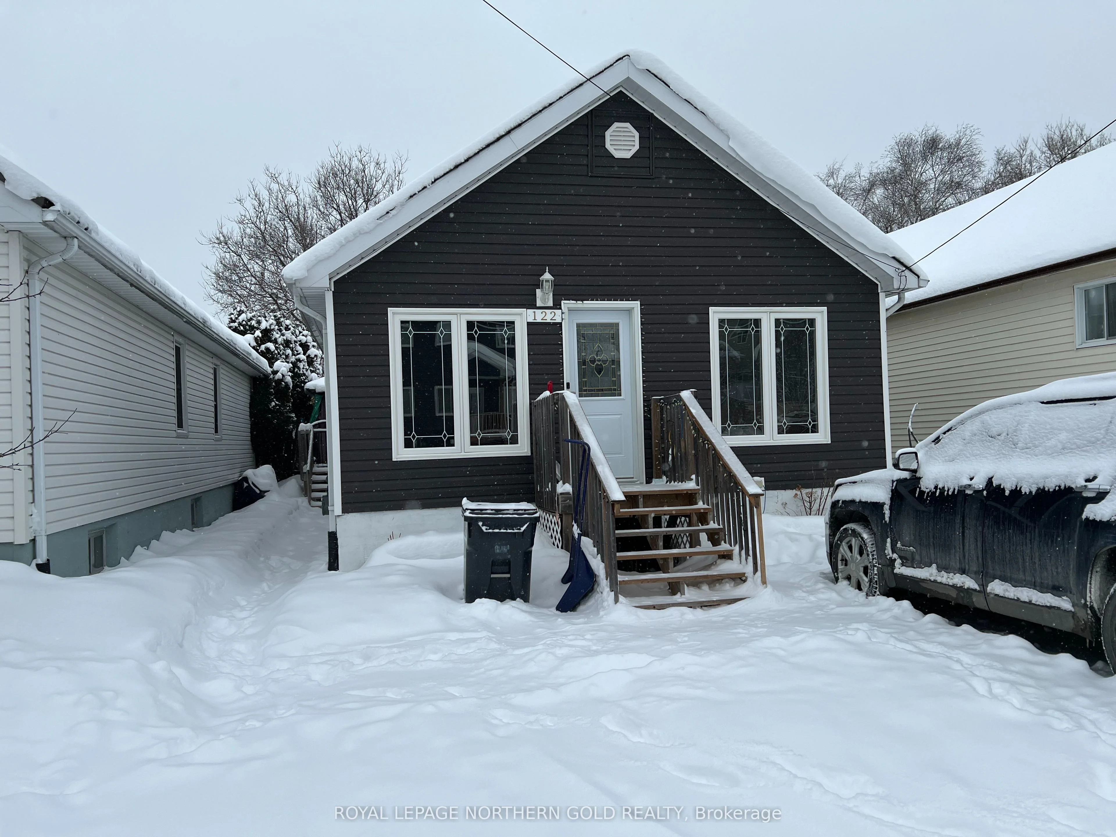 Detached in Kirkland Lake