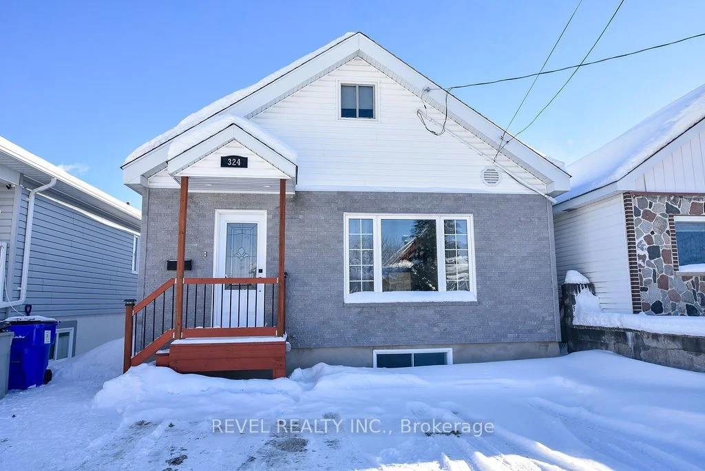 Detached in Timmins