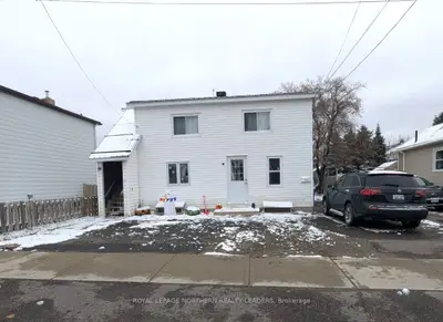 Duplex in Timmins