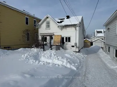Duplex in Timmins