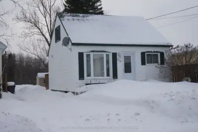 110 Pine Street W, Temiskaming Shores, On P0j 1p0