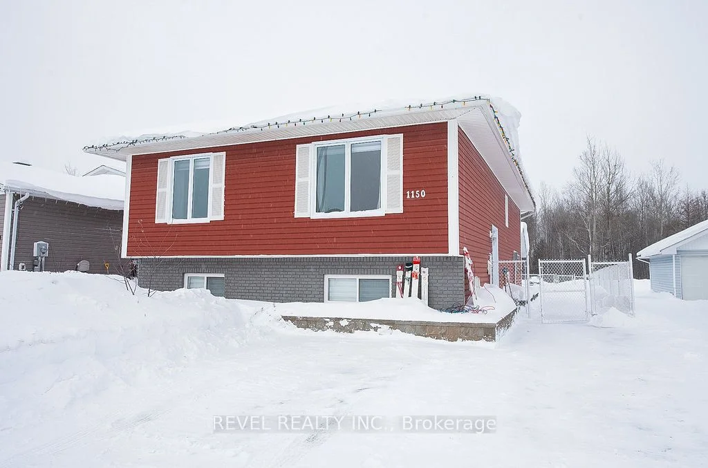 Detached in Timmins