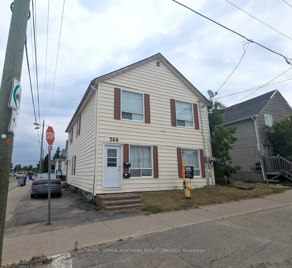 266 Commercial Avenue, Timmins, On P4n 2x4