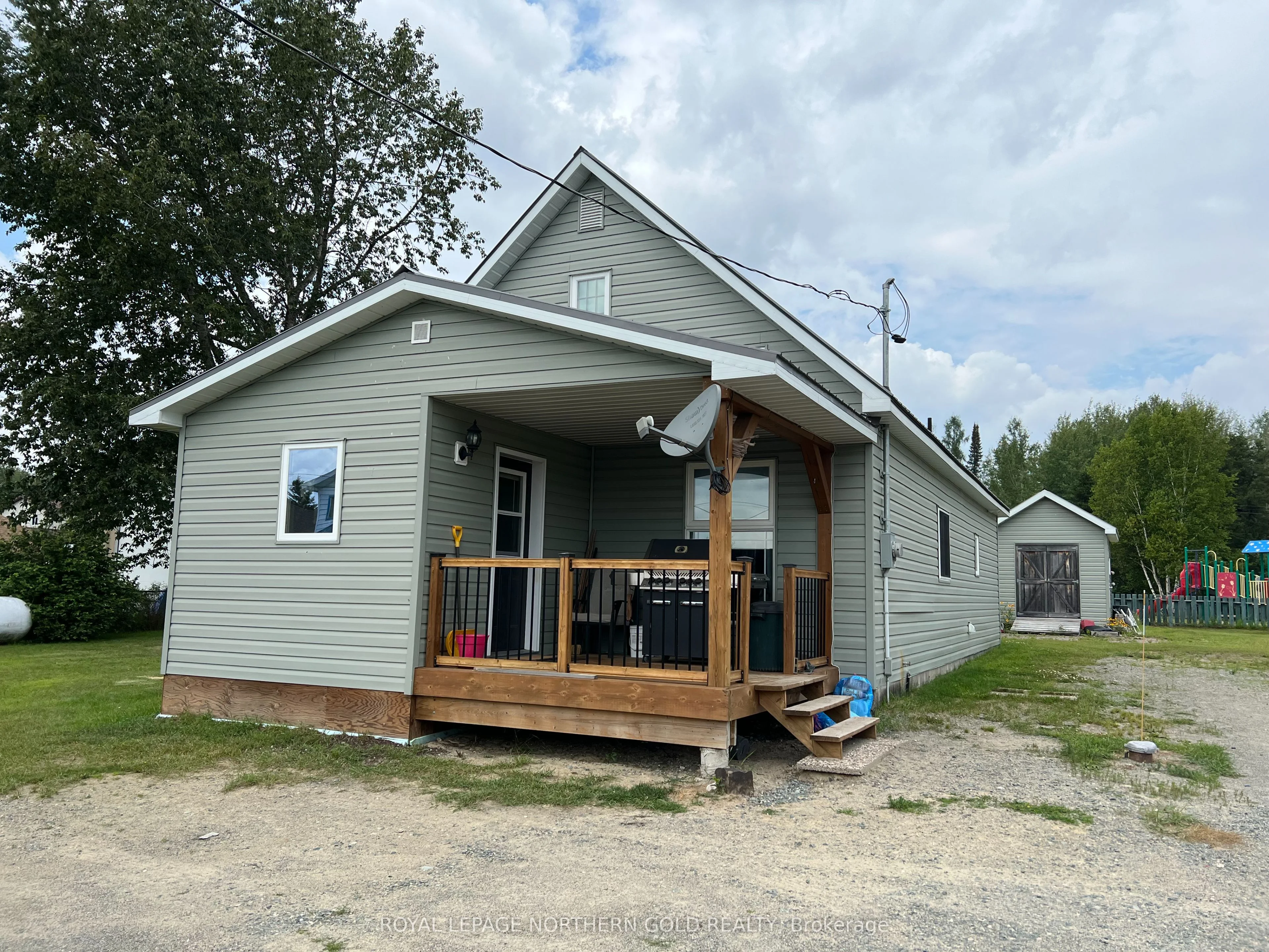 37 MCKAY Street, Kirkland Lake, ON P0K 1B0