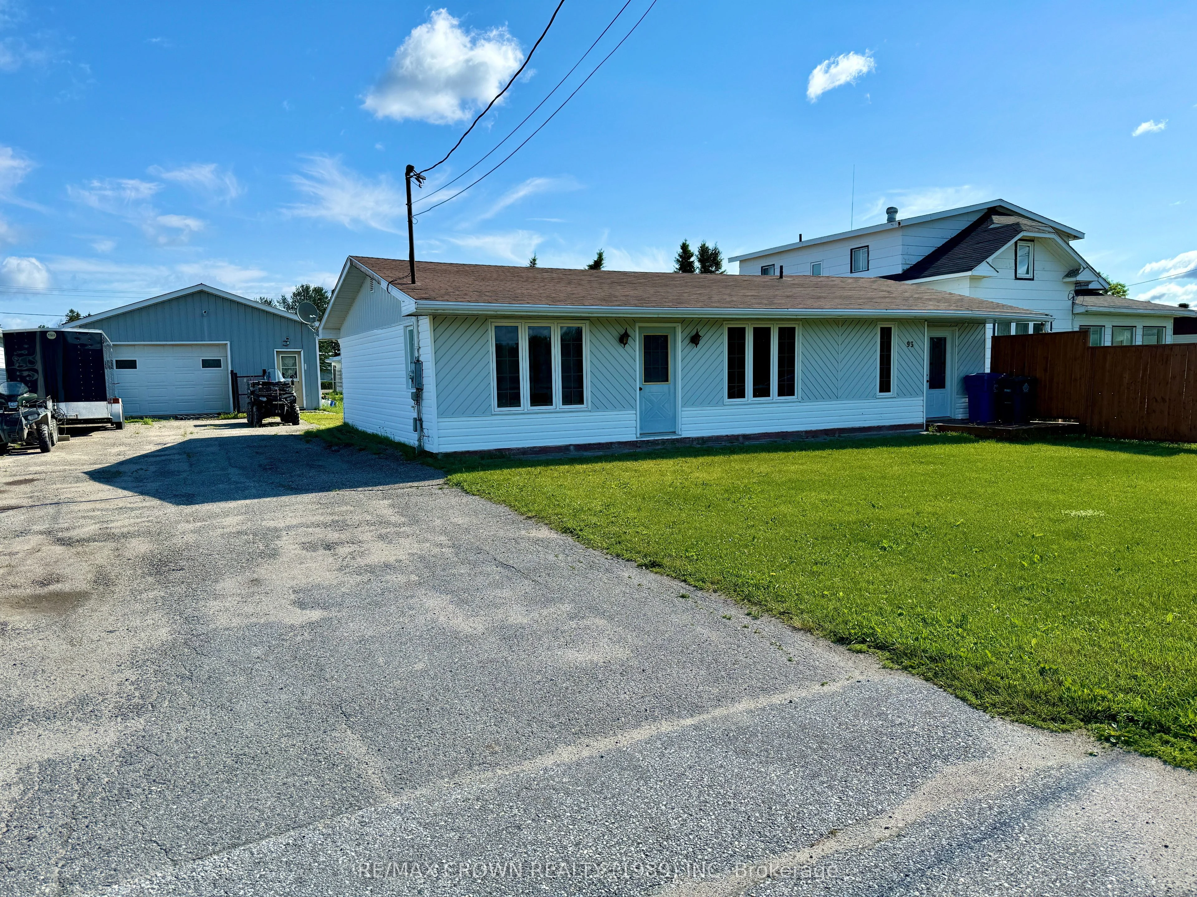 Detached in Kapuskasing