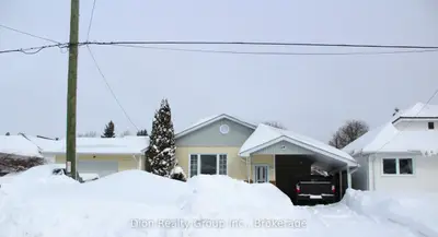 Detached in Kirkland Lake