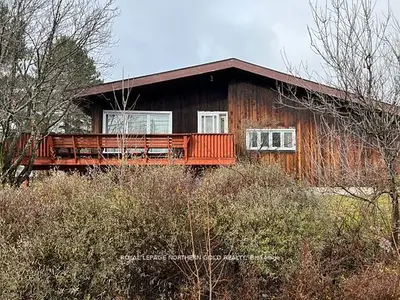 Detached in Kirkland Lake