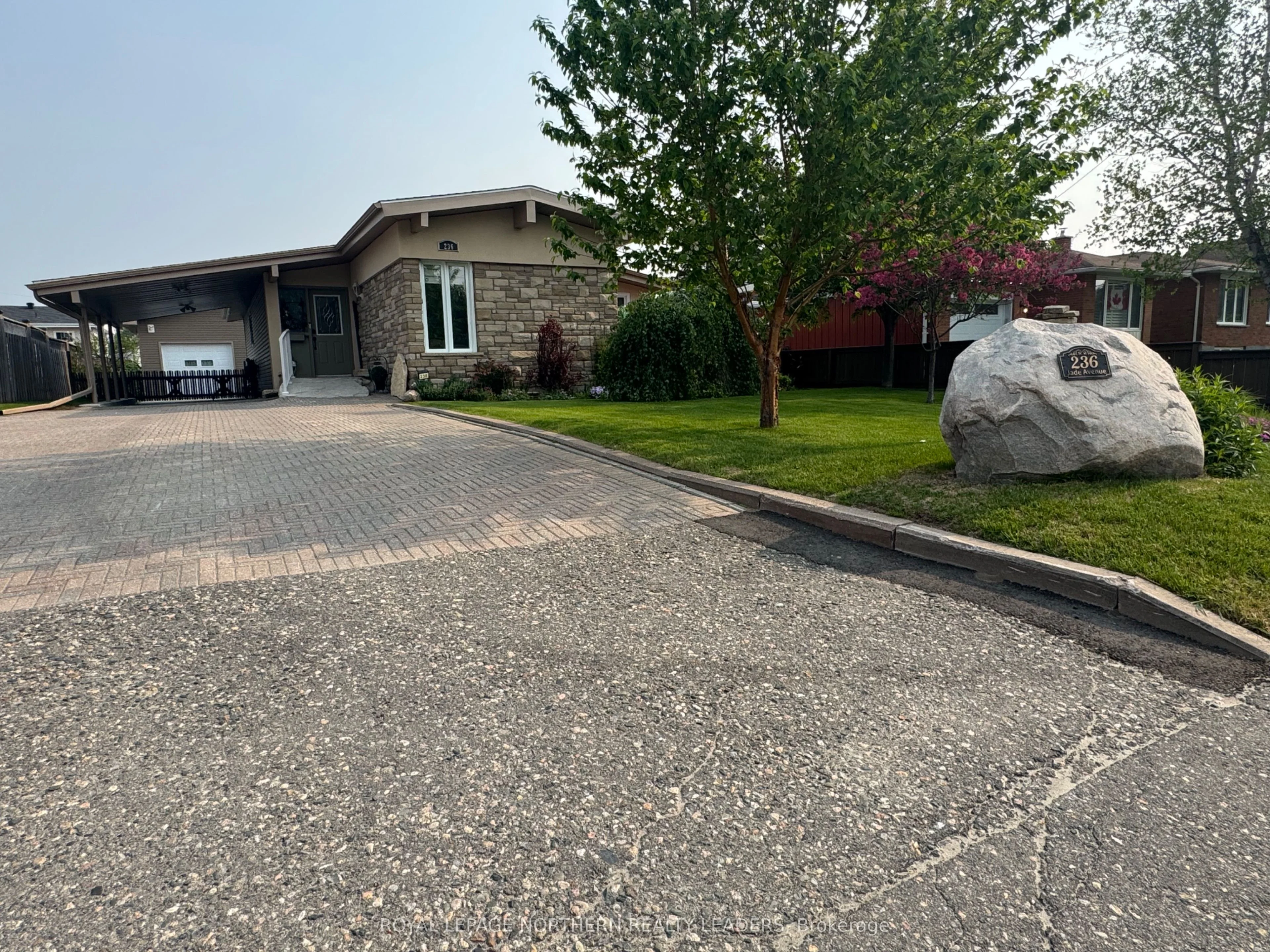 236 Jade Avenue, Timmins, ON P4N 4M5