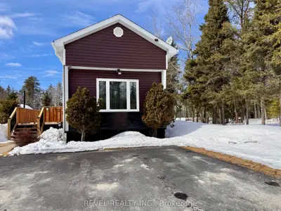 127 Grasslands Road, Timmins, On P4n 8r9