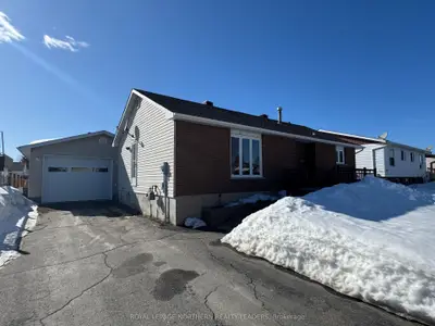 1001 Denise Street, Timmins, On P4p 1c3