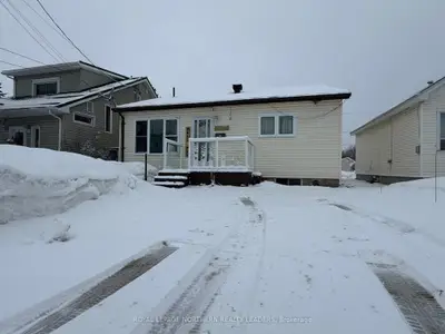 42 Carlin Avenue, Timmins, On P4n 4k7