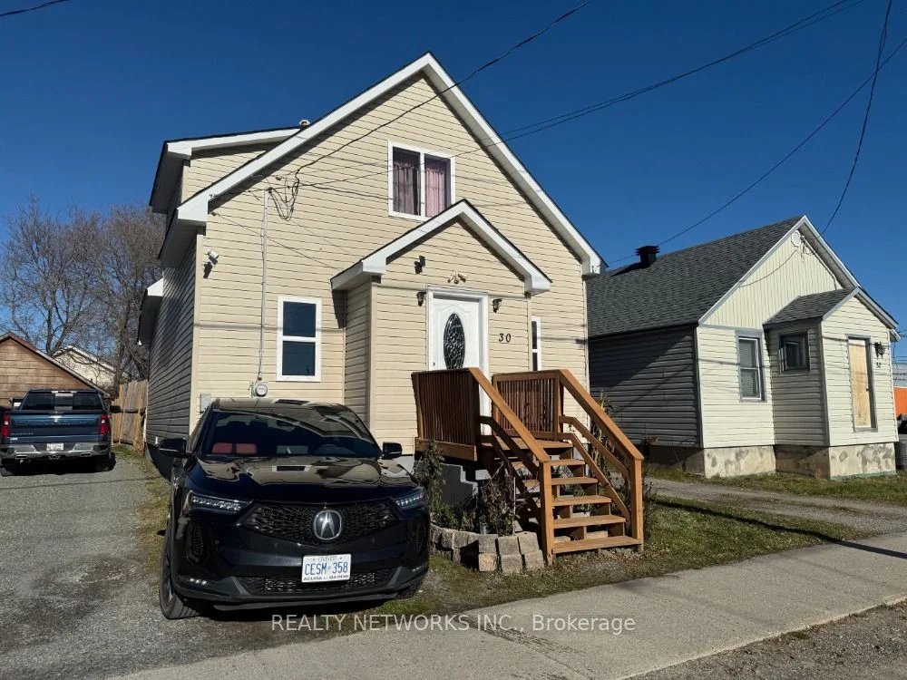 30 Golden Avenue, Timmins, On P0n 1h0