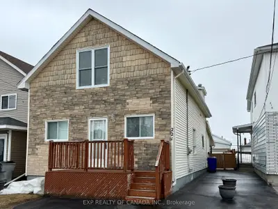 Duplex in Timmins
