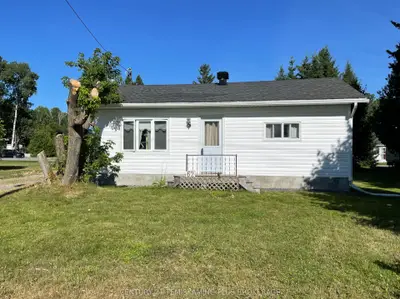 Detached in Latchford