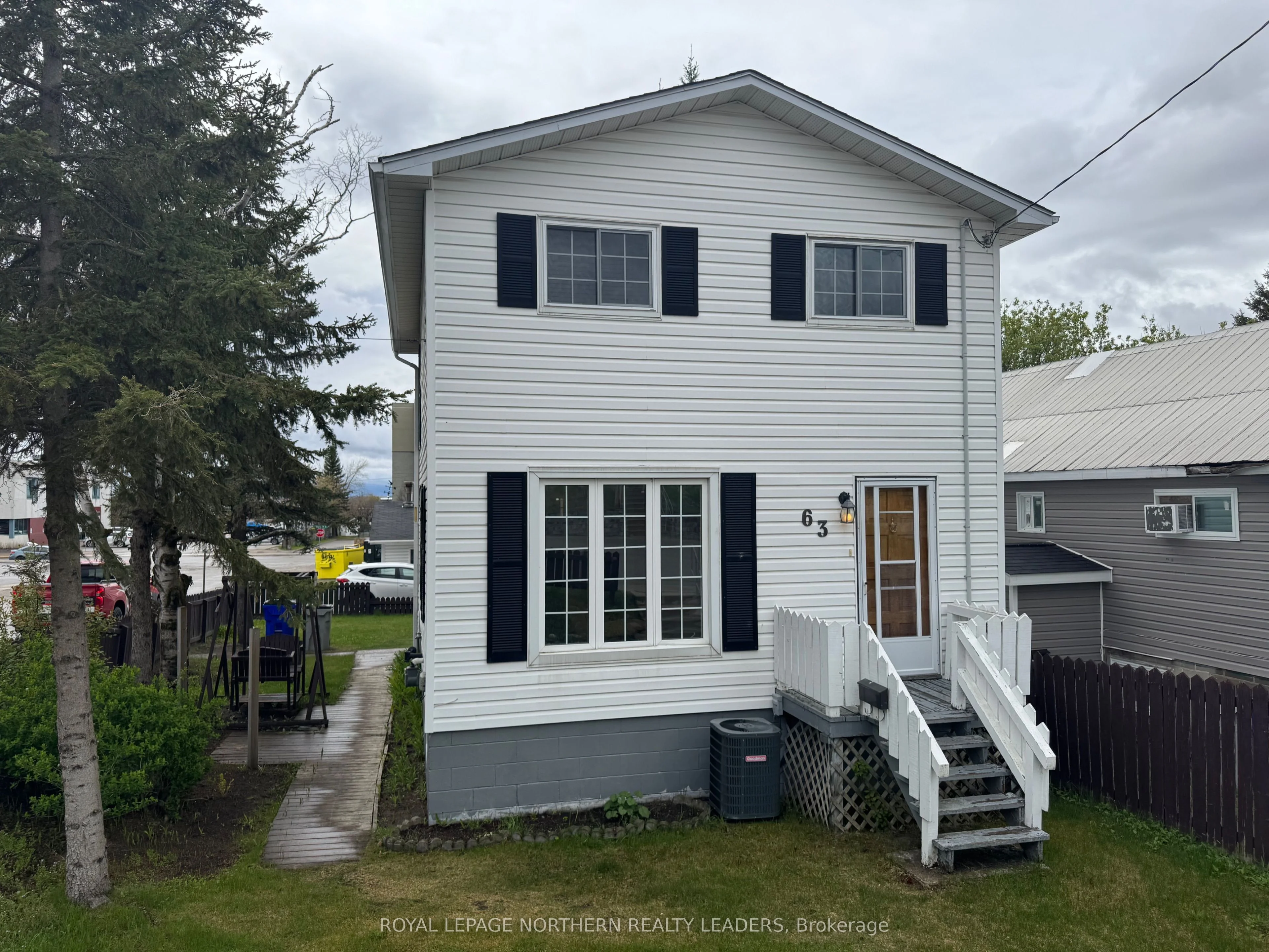 63 Elm Street N, Timmins, ON P4N 6A4